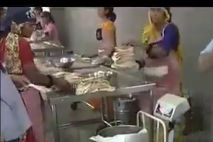Making of thousands of chapatis in a minutes